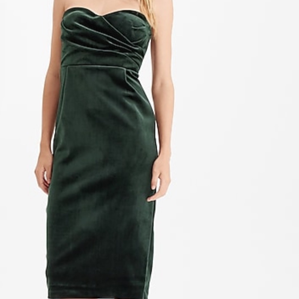 Elegant Green Strapless Dress